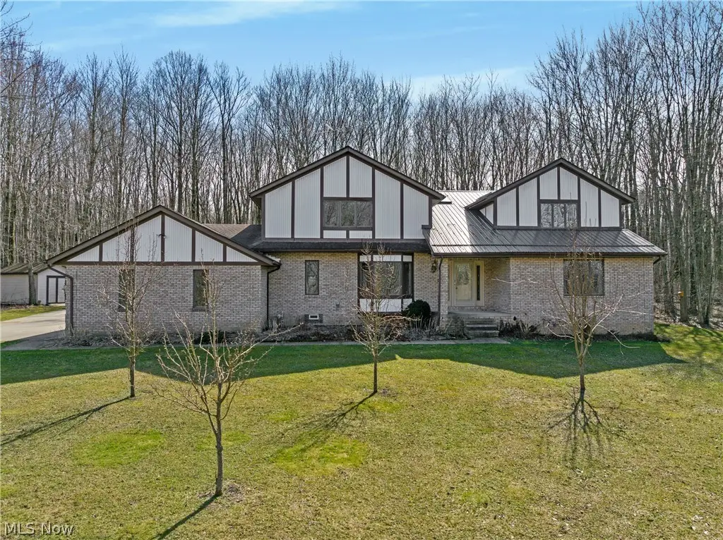 13015 Pearl Road, Chardon, OH 44024 - #1