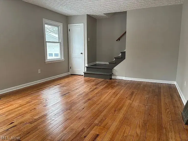 1570 Oakwood Avenue, Akron, OH 44301 - #2