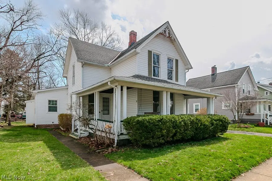 4437 Center Street, Willoughby, OH 44094 - #2