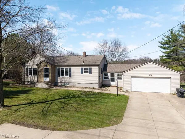 2427 Wadsworth Road, Norton, OH 44203