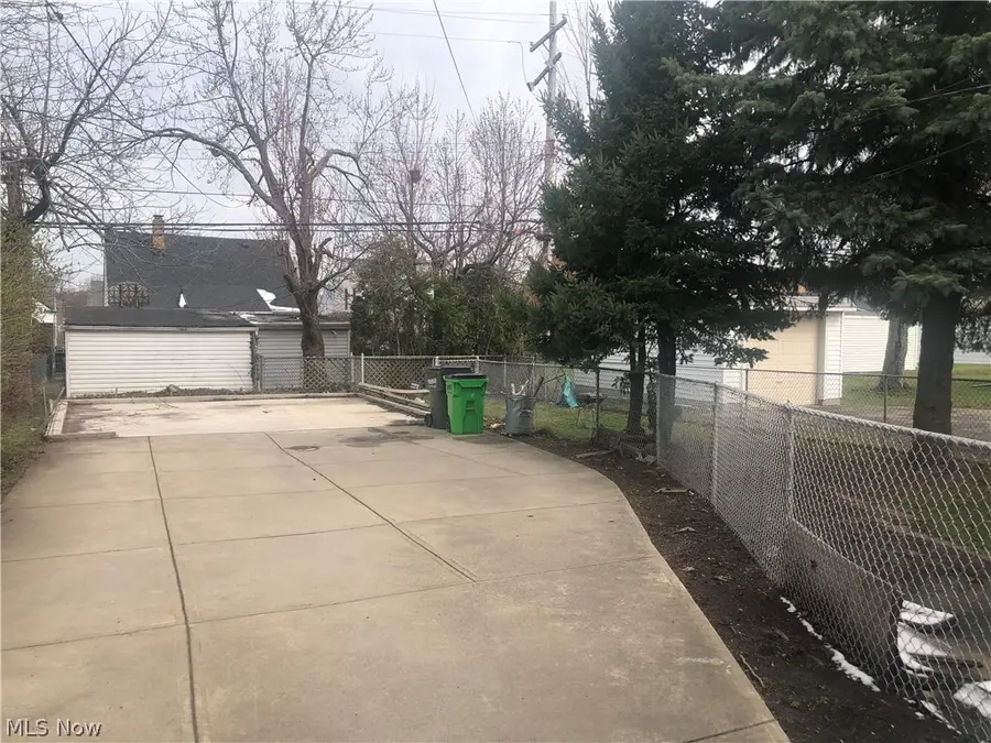 4037 Wilmington Road, South Euclid, OH 44121 - #3