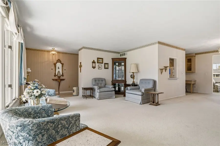 1520 Greenbriar Drive, Ashland, OH 44805 - #3