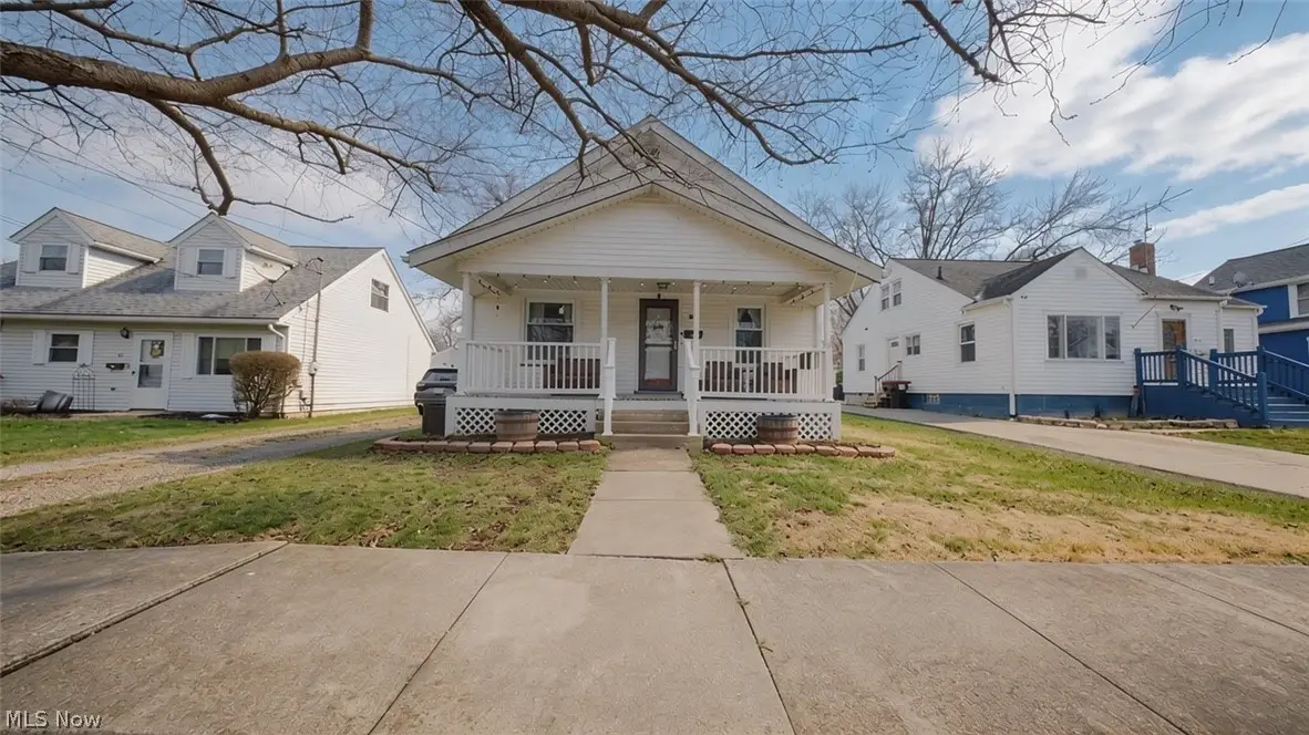 431 Myrtle Street, Ravenna, OH 44266 - #1