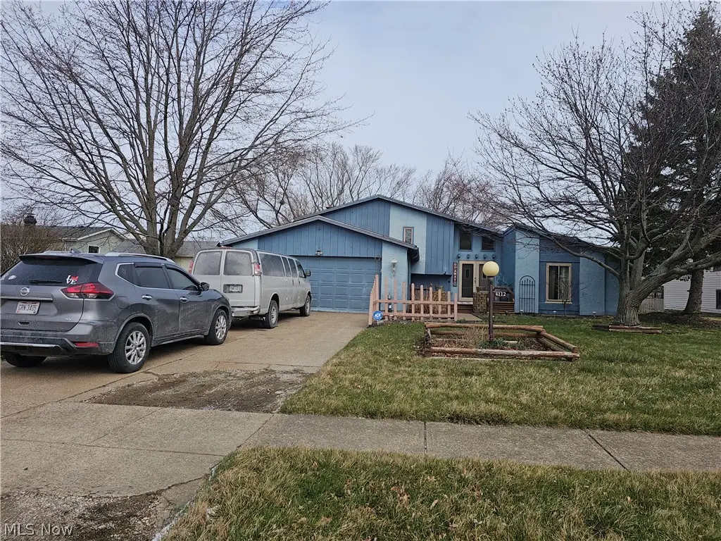 4112 Ivanhoe Drive, Lorain, OH 44053 - #1