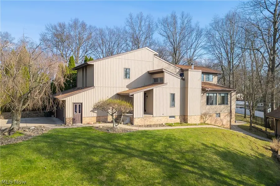 5124 Beachview Nw Circle, Canton, OH 44708 - #2