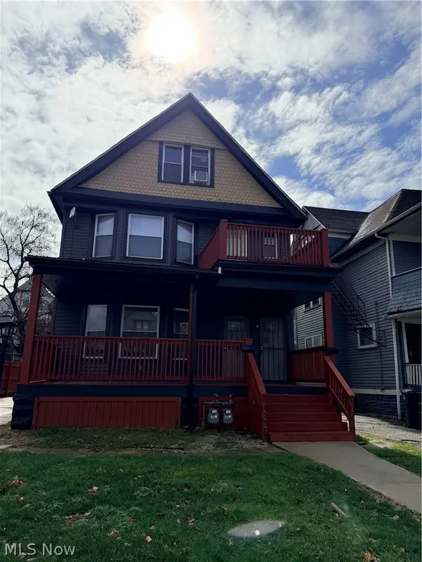 10222 Parkgate Avenue, Cleveland, OH 44108