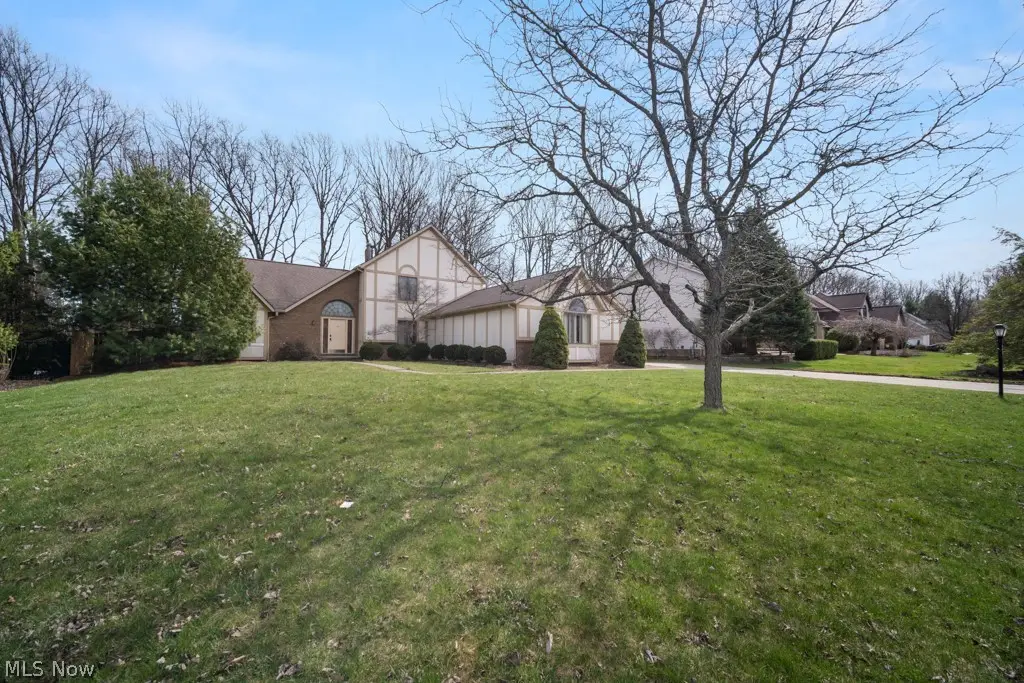 10067 Jamestown Drive, North Royalton, OH 44133 - #1