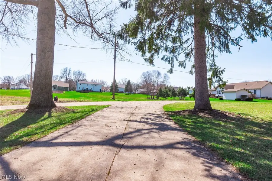 327 Briarhill Street, Rittman, OH 44270 - #3