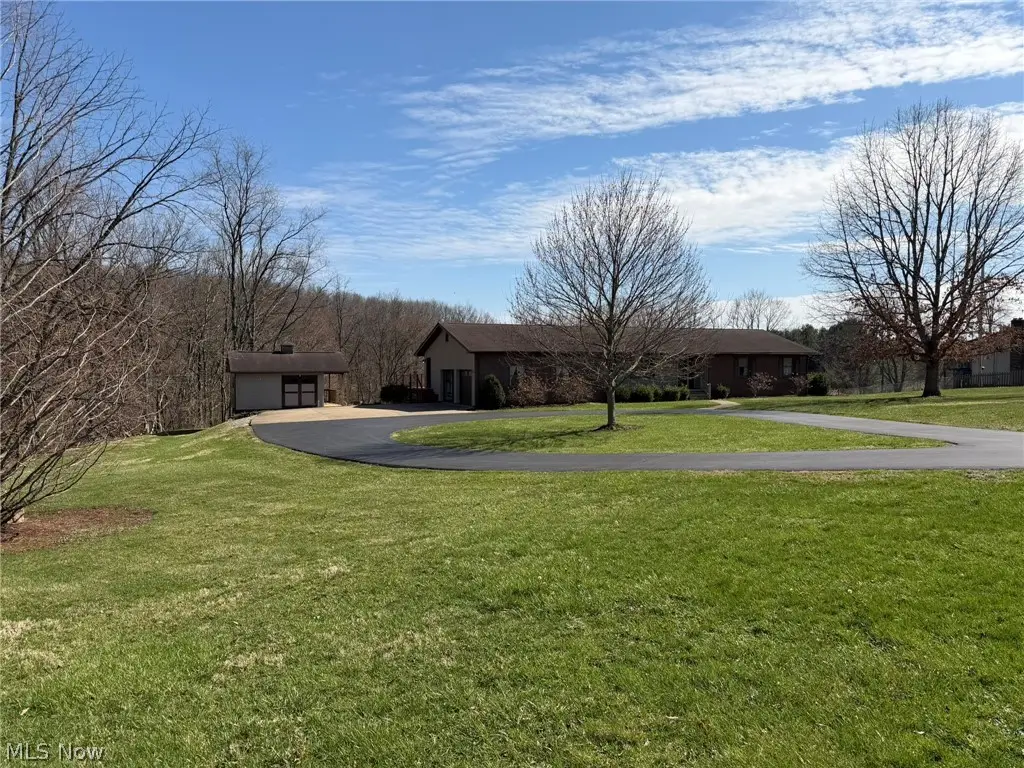 8258 S Elyria Road, Shreve, OH 44676 - #1