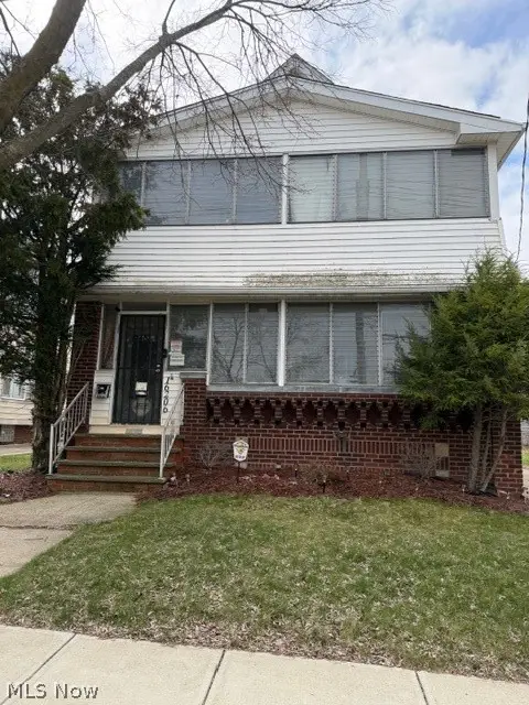 16206 Grovewood Avenue, Cleveland, OH 44110 - #1