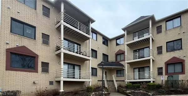 19510 Lorain Road #206, Fairview Park, OH 44126