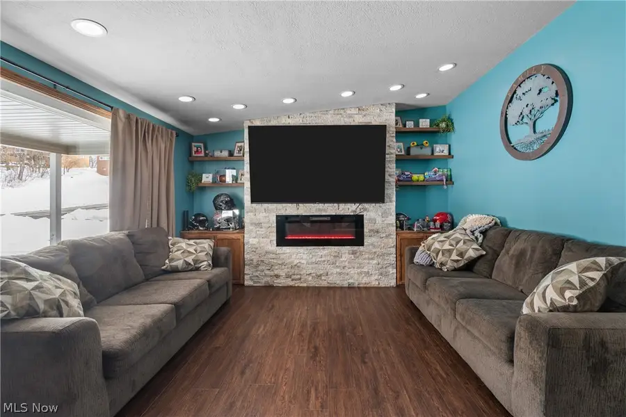 4632 5th Nw Street, Canton, OH 44708 - #3