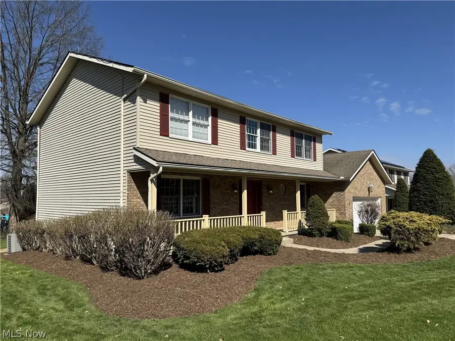 733 Austin Drive, Barberton, OH 44203 - #2