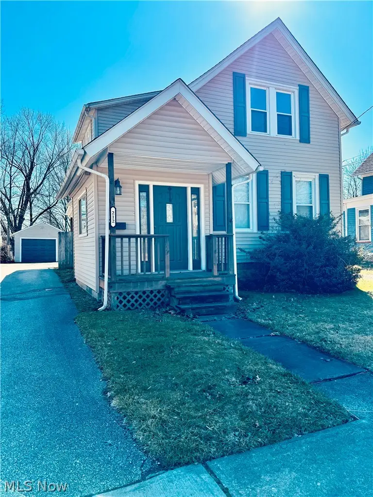 212 E Bridge Street, Berea, OH 44017 - #2