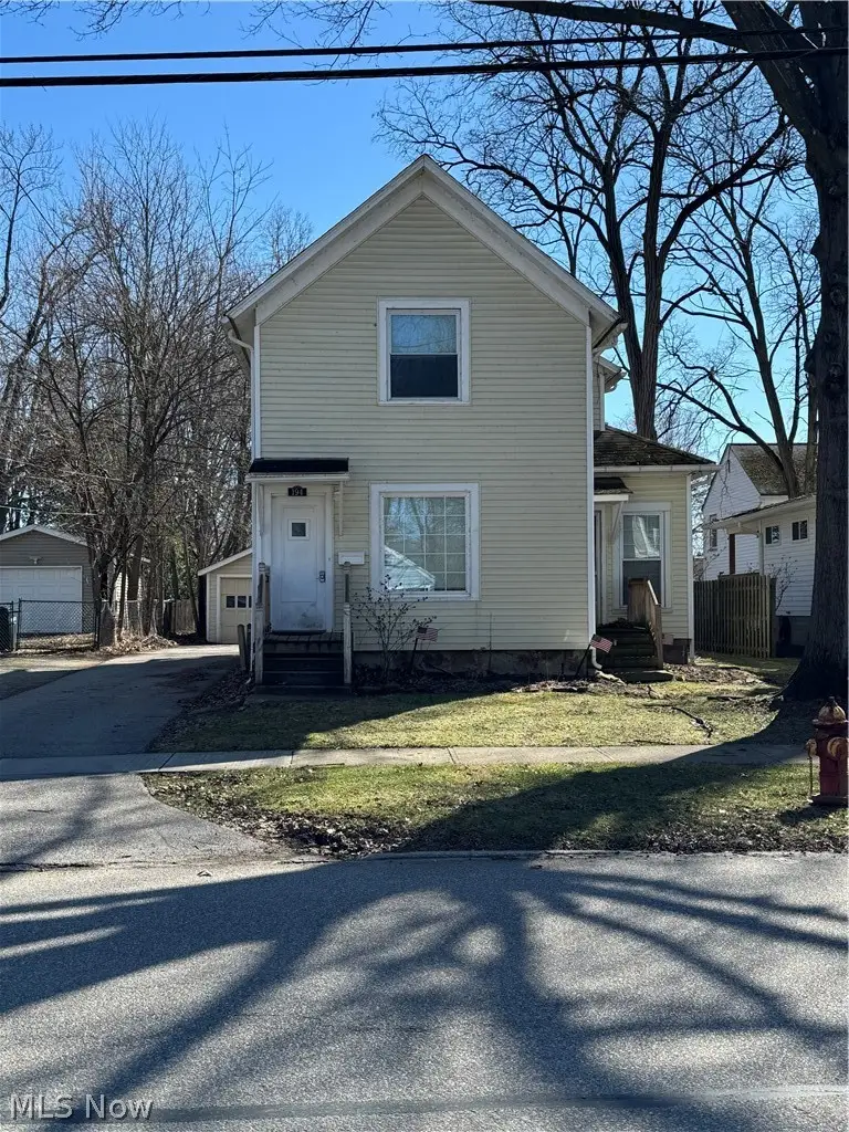 194 E Bridge Street, Berea, OH 44017 - #1