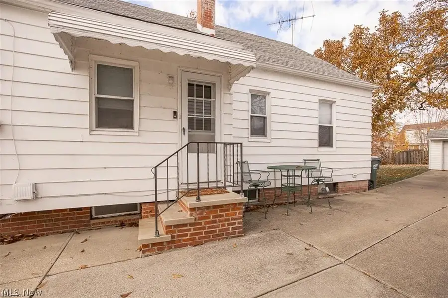 25151 Zeman Avenue, Euclid, OH 44132 - #2