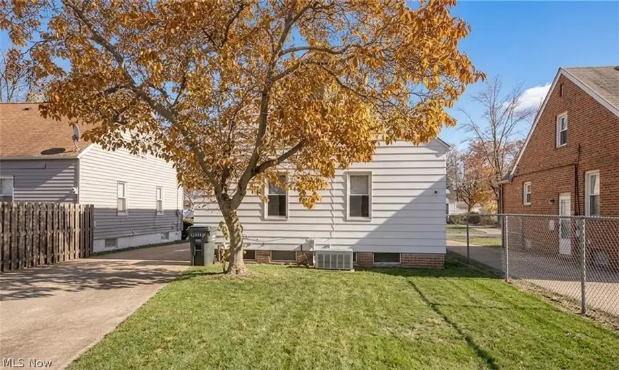 25151 Zeman Avenue, Euclid, OH 44132 - #3