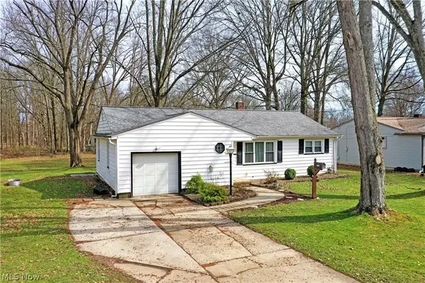 3205 Redgate Lane, Youngstown, OH 44511