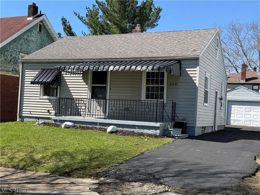 438 Grant Street, McDonald, OH 44437 - #2