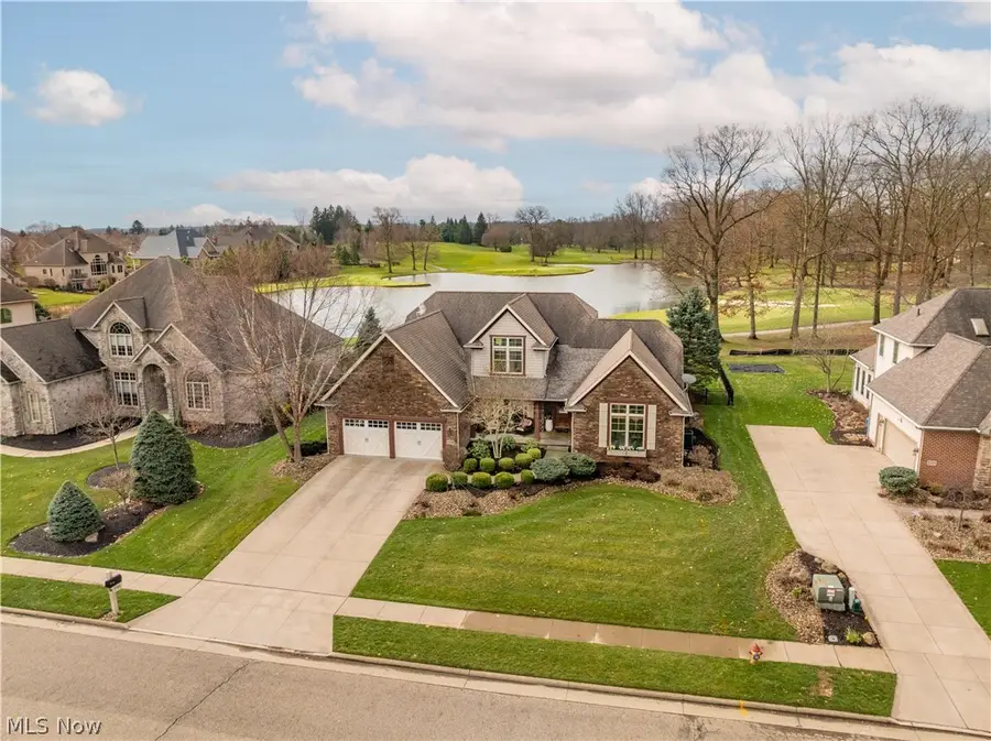 2168 E Park Drive, Uniontown, OH 44685 - #2