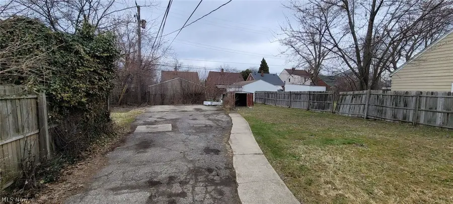 4017 Eastway Road, South Euclid, OH 44121 - #3