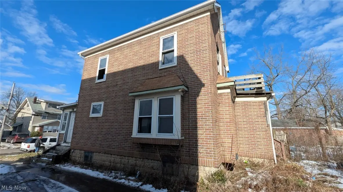 417 Margaret Street, Akron, OH 44306 - #1