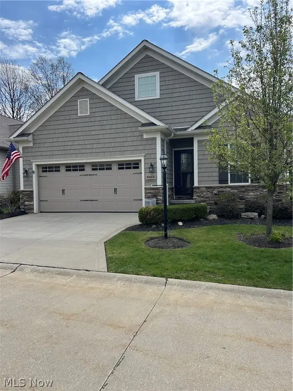 8415 Bella Drive, Macedonia, OH 44056