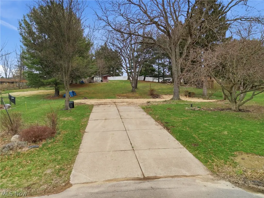 7622 Marelis Ne Avenue, Canton, OH 44721 - #1