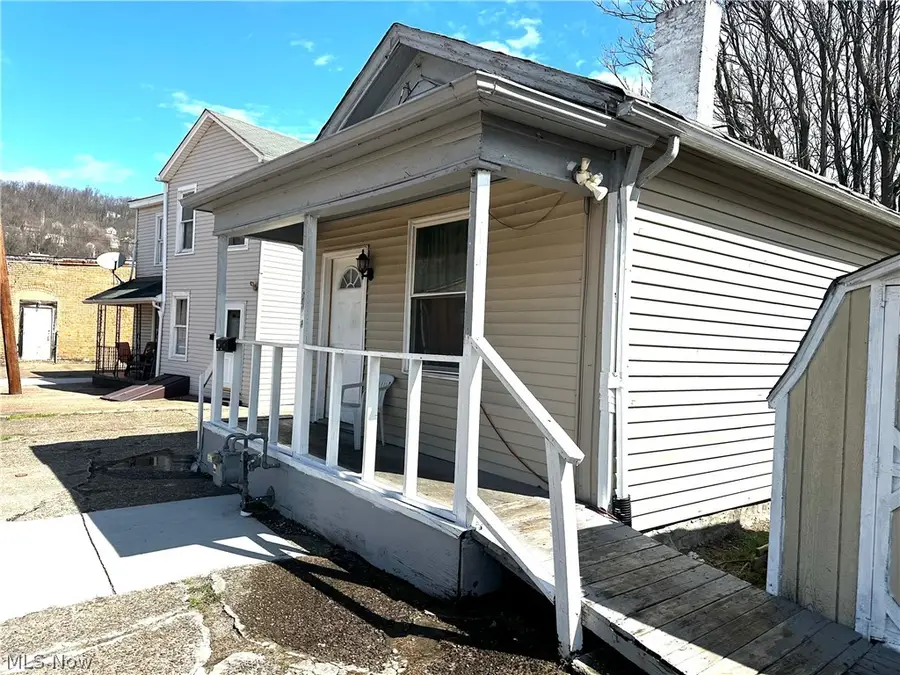 708 Jackson Street, East Liverpool, OH 43920 - #3