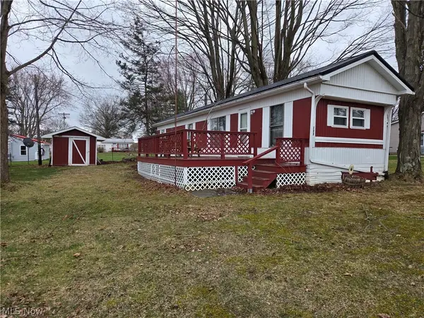 6994 Pymatuning Lake Road, Andover, OH 44003
