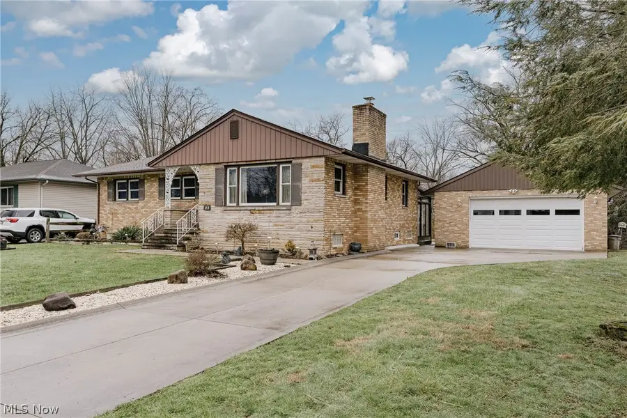 23 Thames Avenue, Bedford, OH 44146 - #2