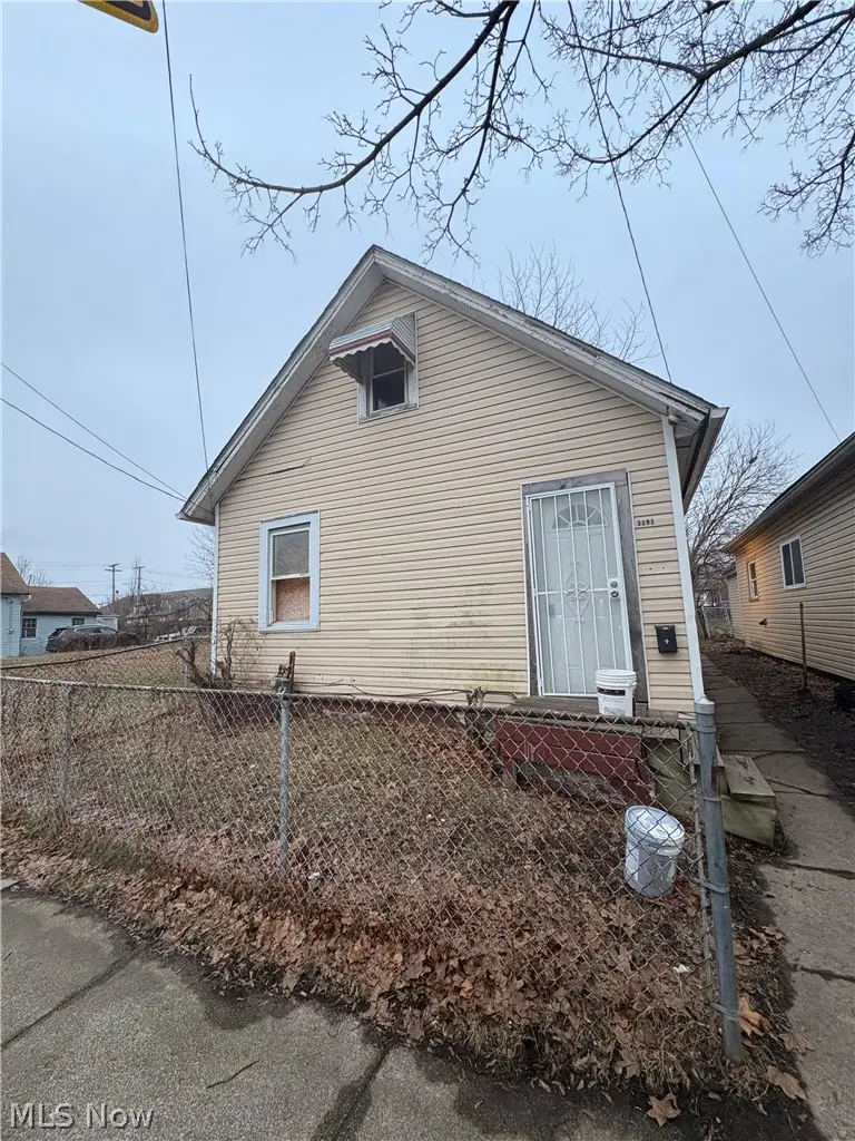 3191 W 61st Street, Cleveland, OH 44102 - #1