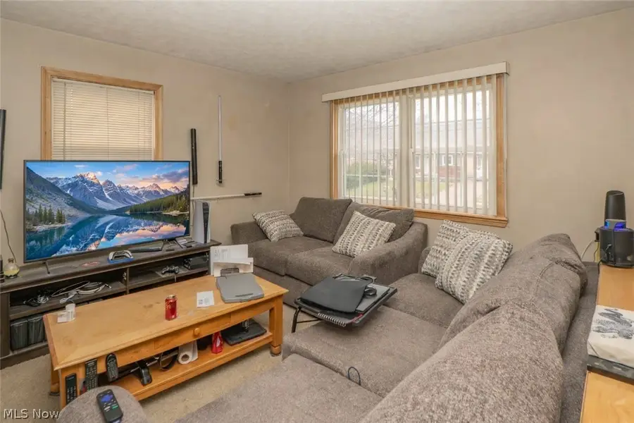 856 Morningview Avenue, Akron, OH 44305 - #3