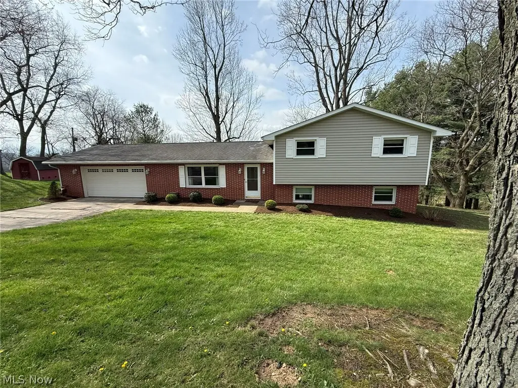 3135 Circleview Nw Drive, Dover, OH 44622 - #1