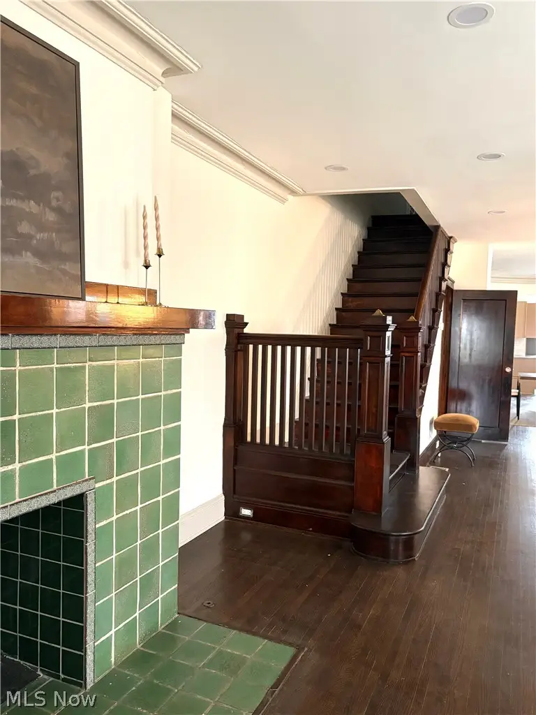 9805 Lake Avenue, Cleveland, OH 44102 - #2