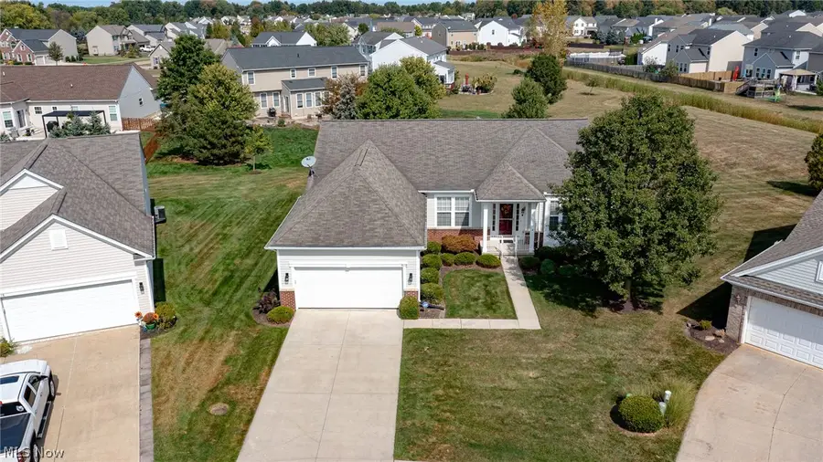 9119 Chatham Circle, North Ridgeville, OH 44039 - #3