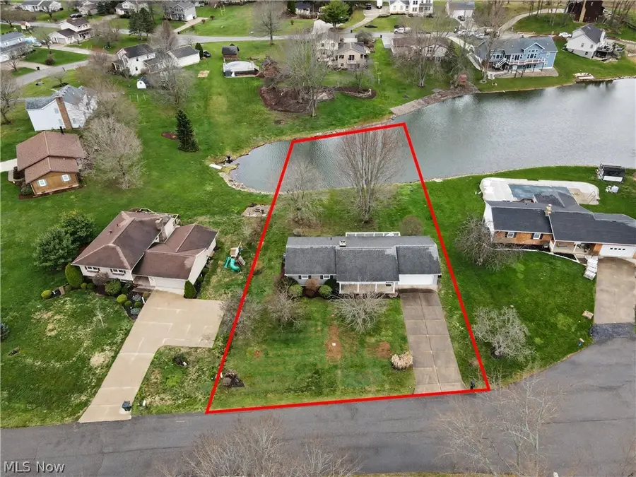 11105 Titus Nw Avenue, Uniontown, OH 44685 - #3