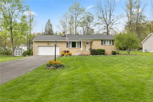 6987 White Oak Drive, Hubbard, OH 44425
