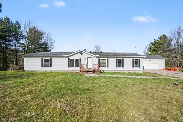 2122 S Pricetown Road, Diamond, OH 44412