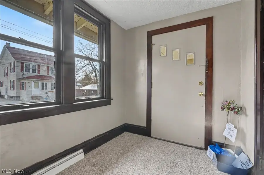 1387 Fairview Avenue, Atwater, OH 44201 - #2