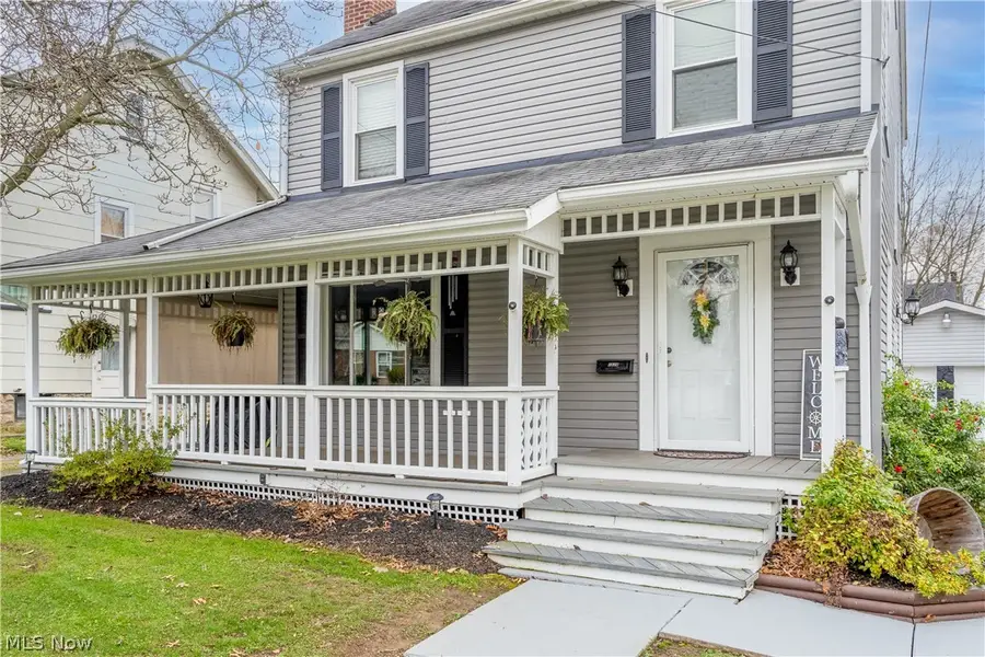 1524 Hollywood Ne Street, Warren, OH 44483 - #2