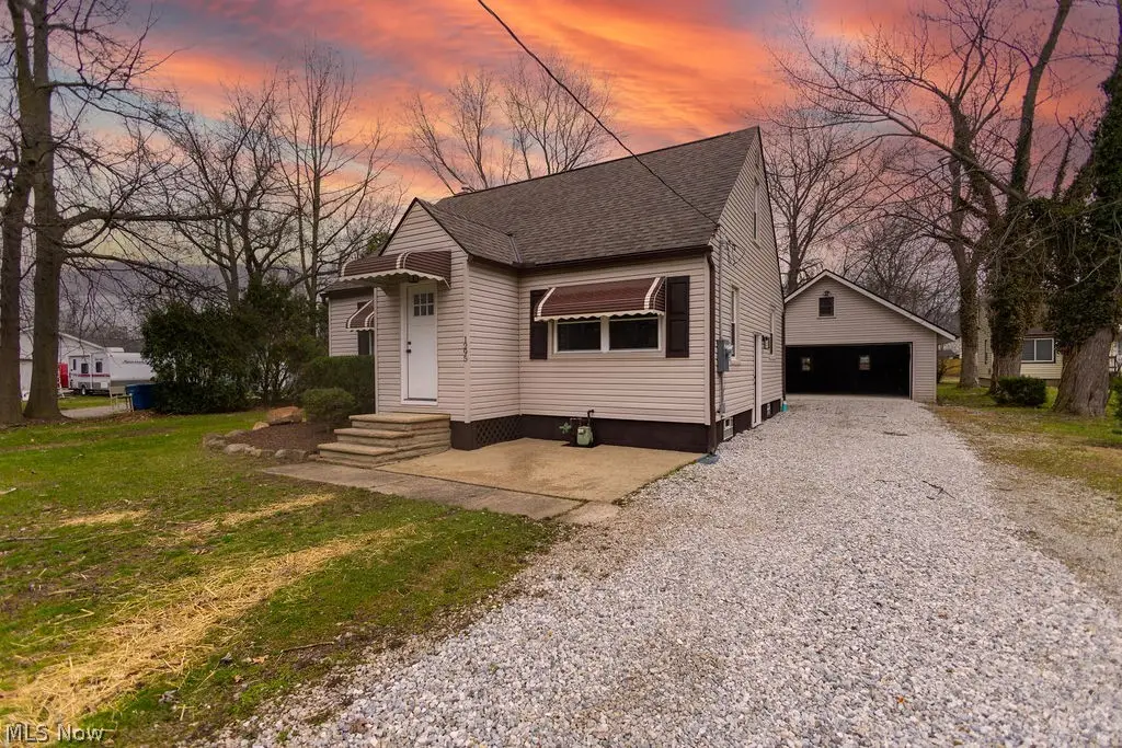 1295 E 357th Street, Eastlake, OH 44095 - #1