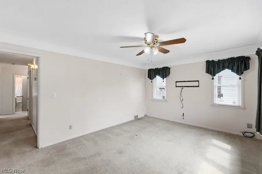 3402 Wellington Avenue, Parma, OH 44134 - #3