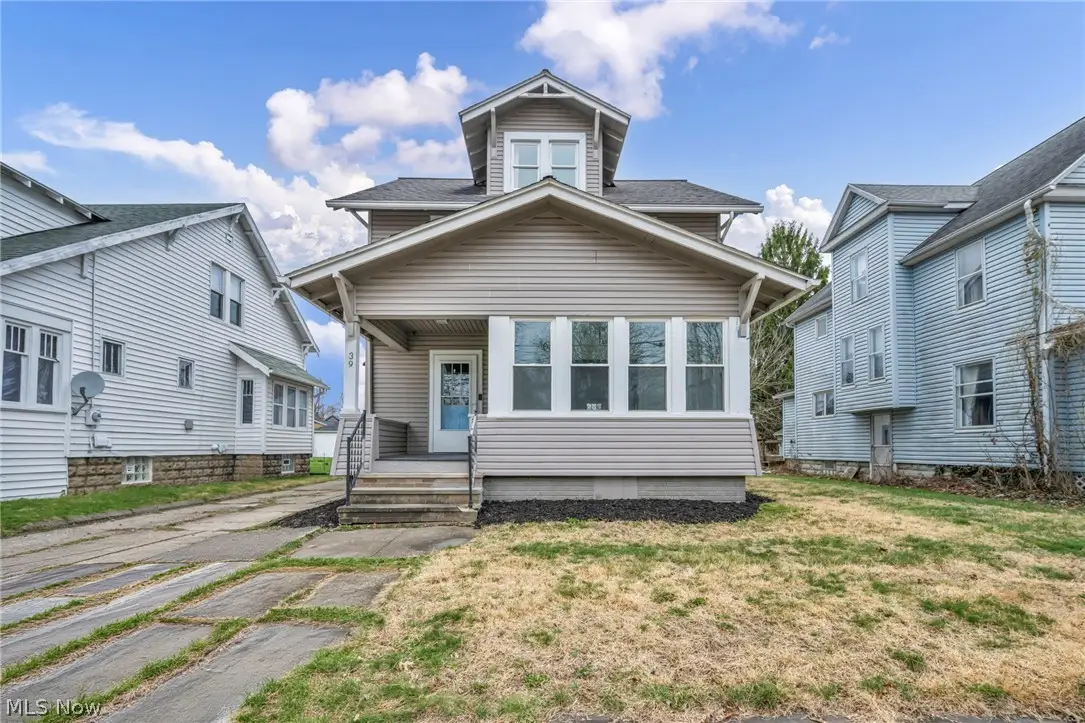 39 25th Nw Street, Barberton, OH 44203 - #1