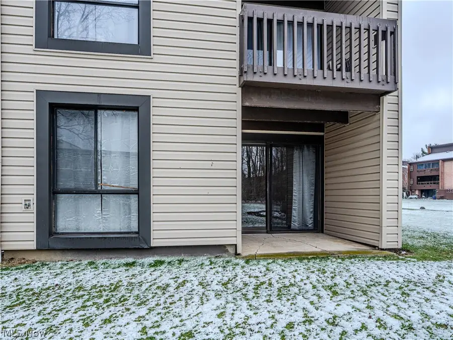 6260 Greenwood Pkwy Parkway #101, Sagamore Hills, OH 44067 - #2