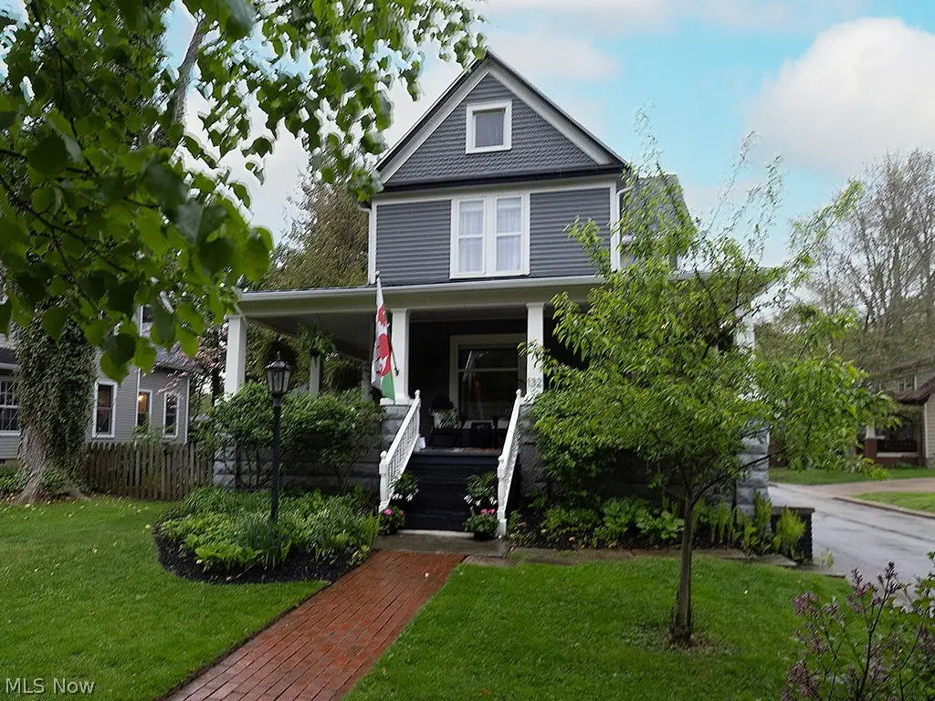 132 South Franklin Street, Chagrin Falls, OH 44022 - #1