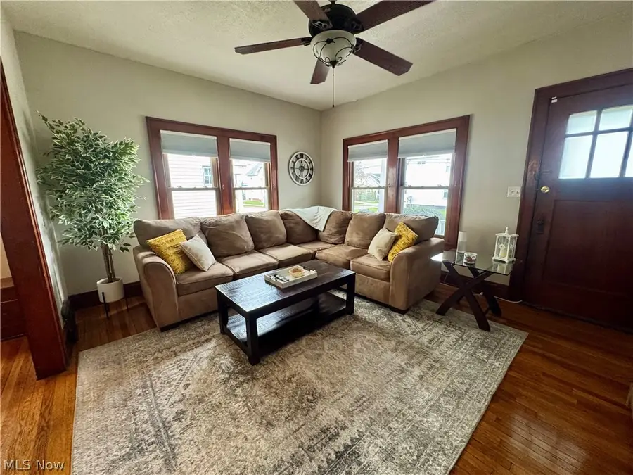 10606 Langton Avenue, Garfield Heights, OH 44125 - #2