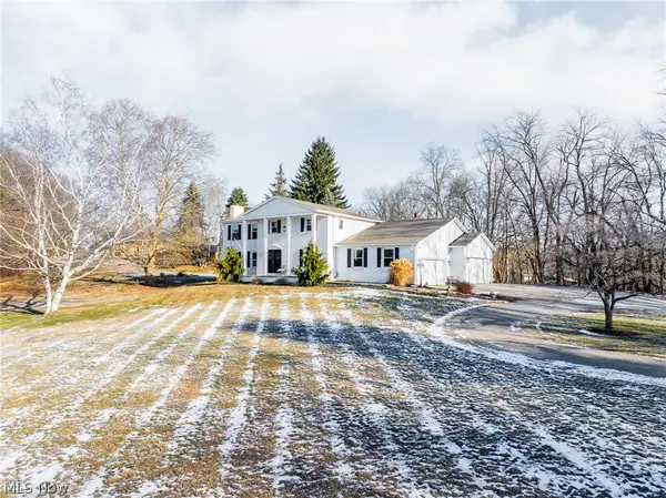 15071 Stanwood Sw Street, Dalton, OH 44618