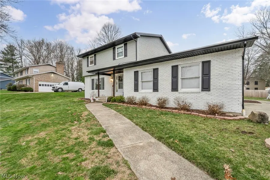 204 Circle Drive, Doylestown, OH 44230 - #3