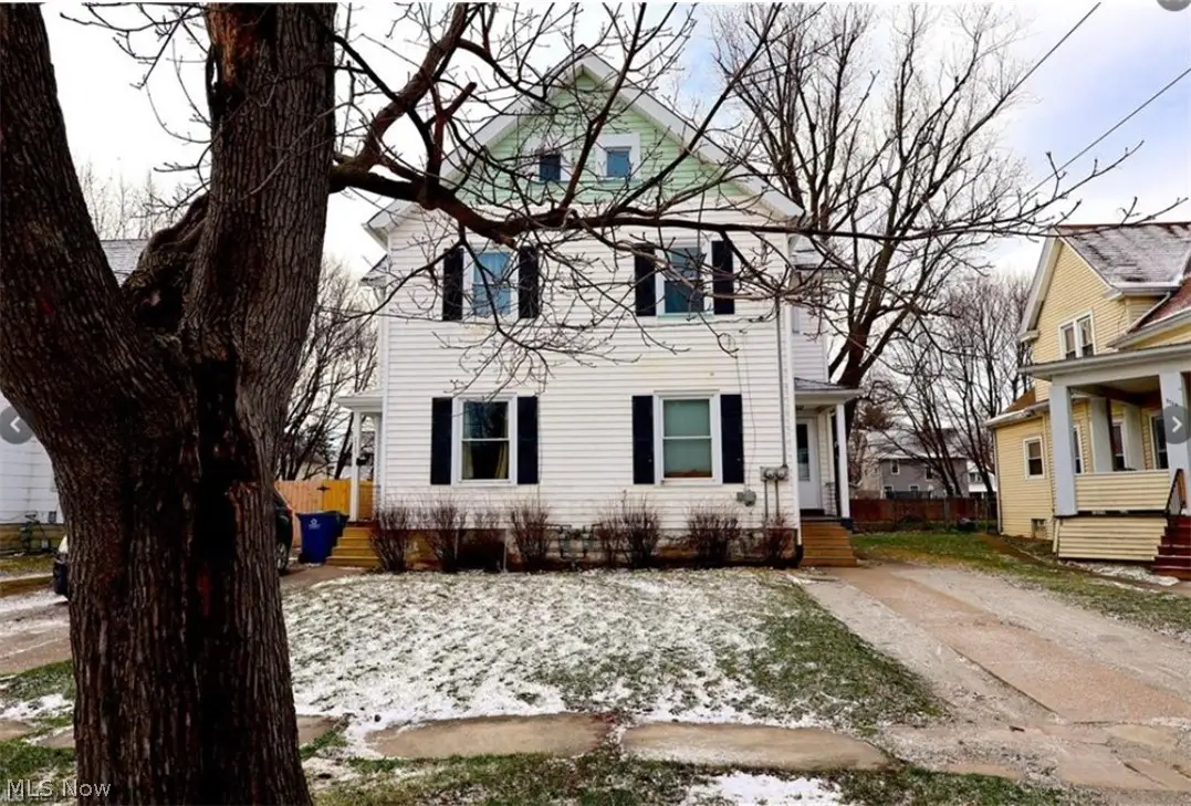 1113 W 9th Street, Lorain, OH 44052 - #1